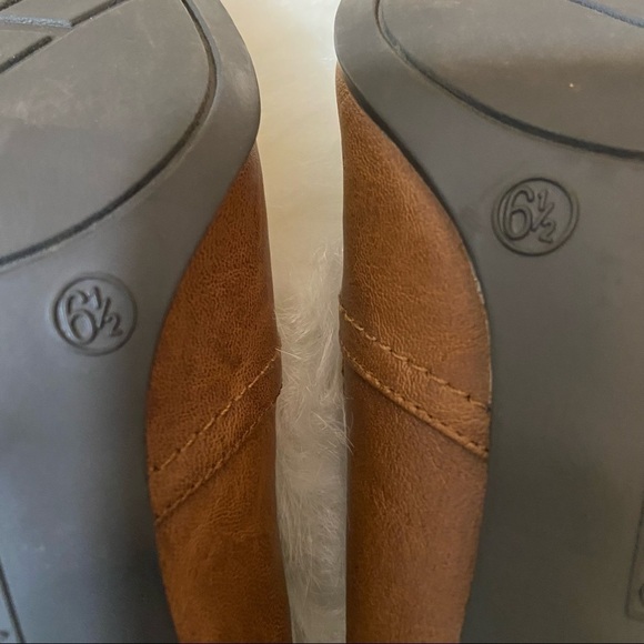 🛍️3/$30 Covington women’s tan heeled booties in size 6.5 - Picture 8 of 10